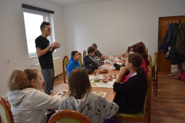 81015585_822496081505214_8102027101743349760_n 81015585_822496081505214_8102027101743349760_n