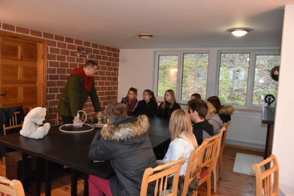 81779287_619060372197829_2129139237088395264_n 81779287_619060372197829_2129139237088395264_n