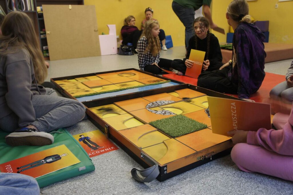 Zbliżenie na planszę i jej elementy