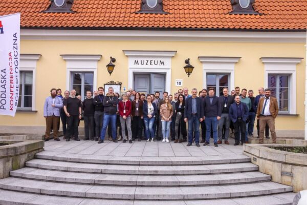 10_Easy-Resize.com 10_Easy-Resize.com