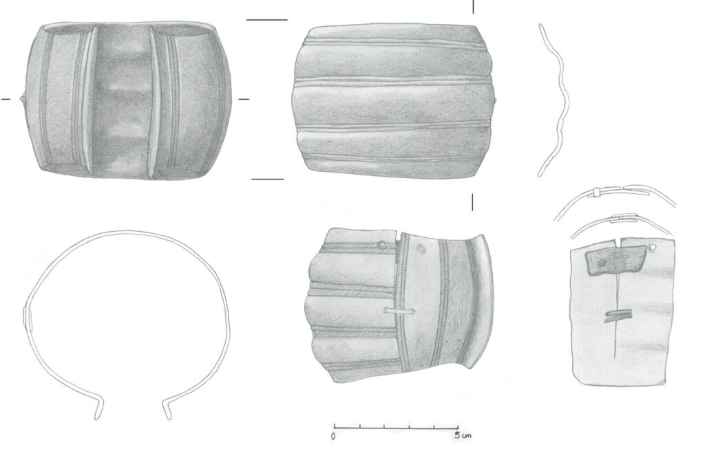 Rysunek dokumentacyjny bransolet. Widziane z kilku stron i w przekroju.