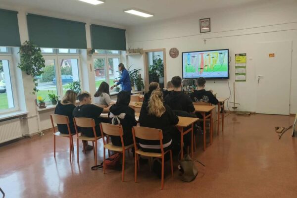 1_Easy-Resize.com 1_Easy-Resize.com